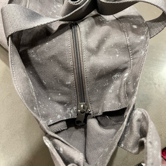 Victoria Secret Beach Bag - Picture 4 of 4